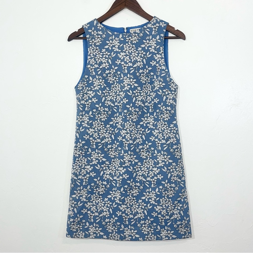 Alice + Olivia Clyde Cornflower Blue Floral Shift Mini Dress Size 4/ S - Picture 4 of 11